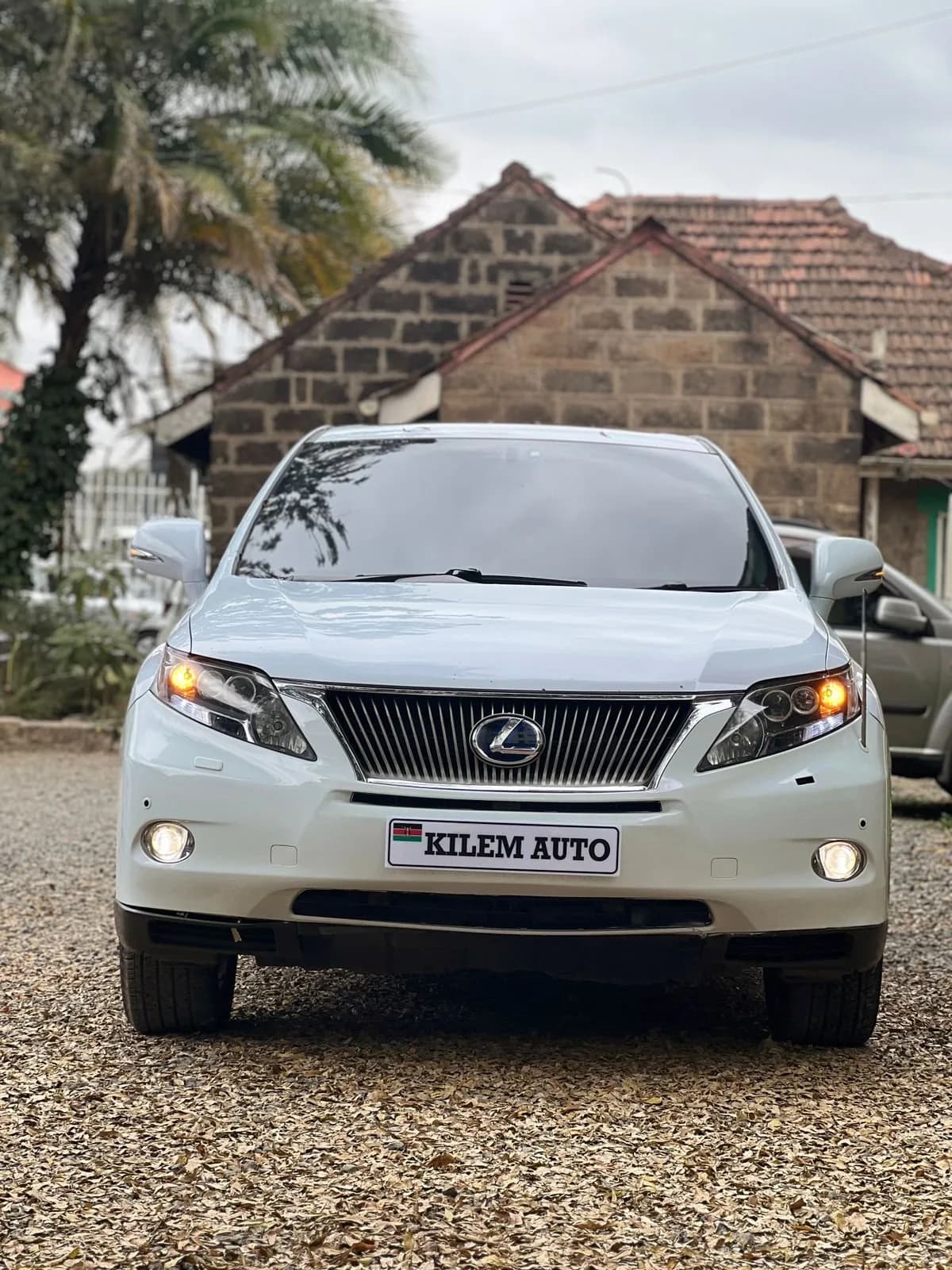 Vehicle photo 1 of 18